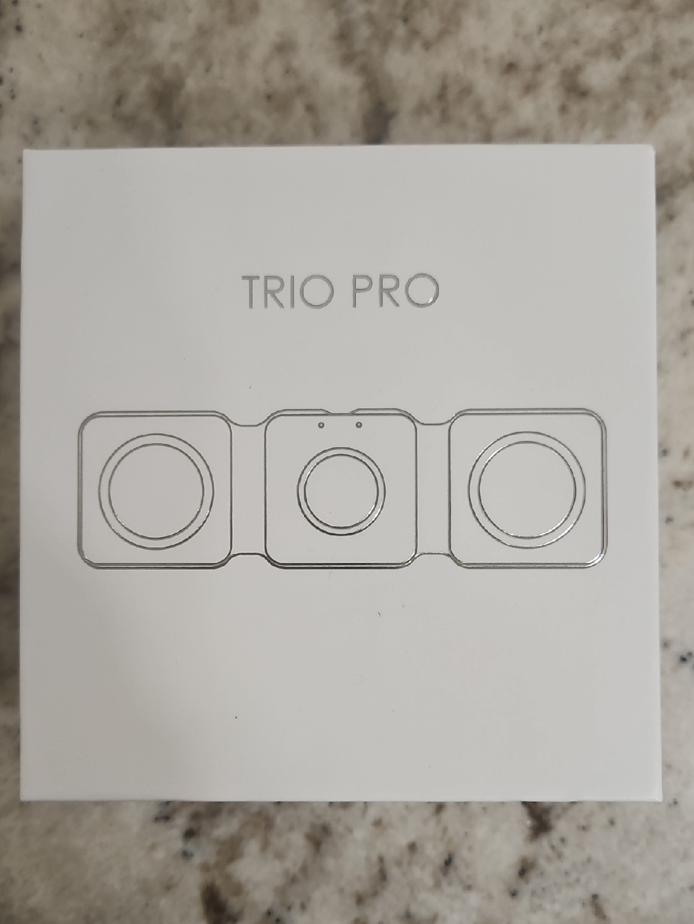 TRIO PRO 3-in-1 CHARGER